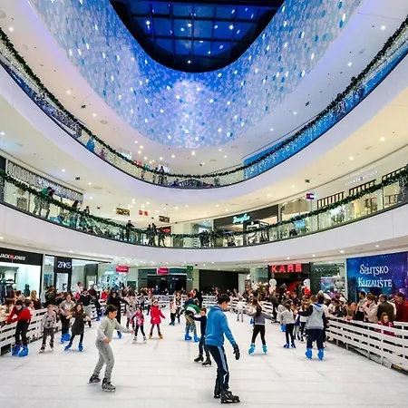 아파트 Close To Znjan Spacious With Balcony 스플리트